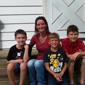 Meet your Posher, Devin